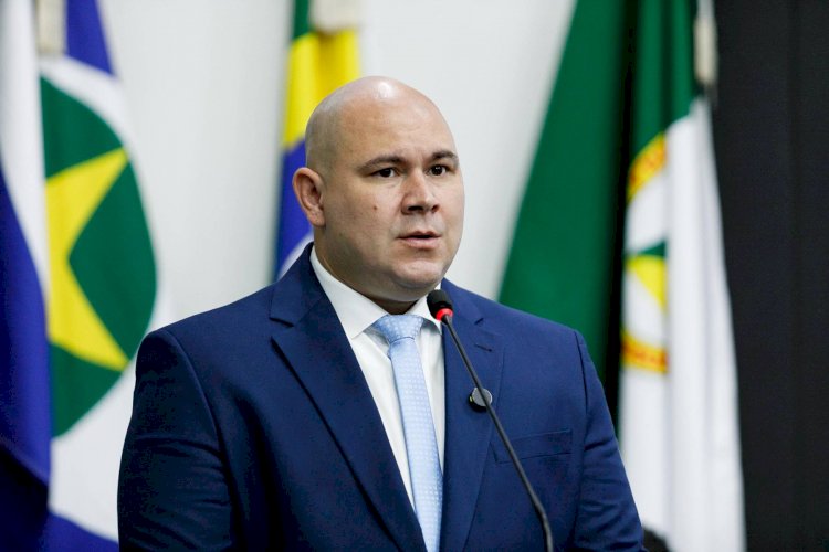 Abílio Intervém e Pede Para Tião Deixar Flávia Governar