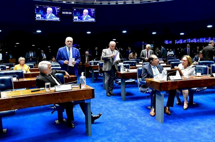 Senado aprova uso de tornozeleira eletrônica para agressores de mulheres
