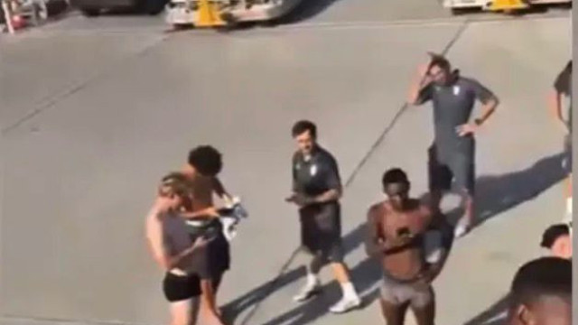 Jogadores do Monaco enfrentam calor extremo e ficam de cueca em avião