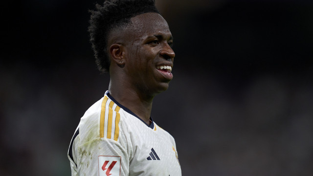 Vini é 6º jogador mais bem pago do mundo; veja valores e o top 10 da Forbes