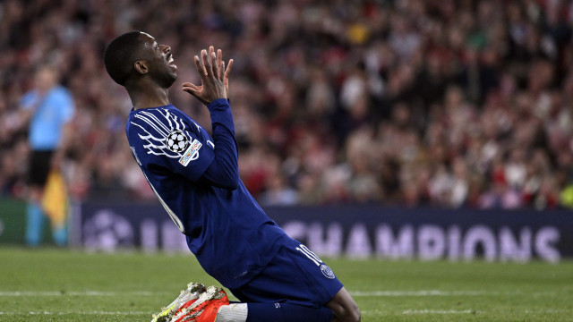 PSG faz 7 e goleia Leverkusen no 1º jogo de Dembélé após a Bola de Ouro