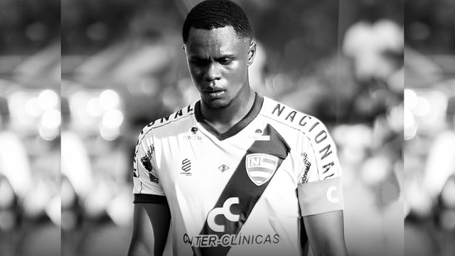 Jogador que reagiu a ataque racista com soco pega pena maior que adversário