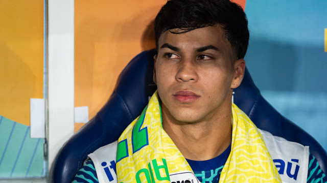 Flamengo monitora atacantes brasileiros como 'Plano B' para Kaio Jorge