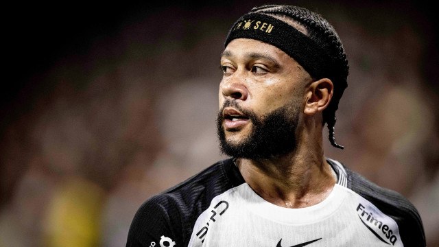 STJD terá sessão 'quente' com julgamento de Memphis por usar celular e Abel