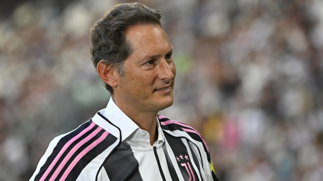 Líder da Ferrari e da Stellantis de olho na compra do Lyon e Botafogo? 